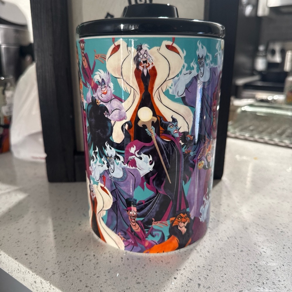 Disney Villains 2024 Ceramic Cookie Jar Canister Halloween Maleficent & More NEW